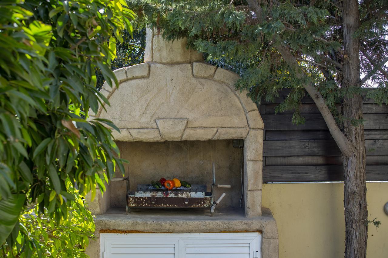 Ayia Napa Tropical Beach Villa Exterior photo